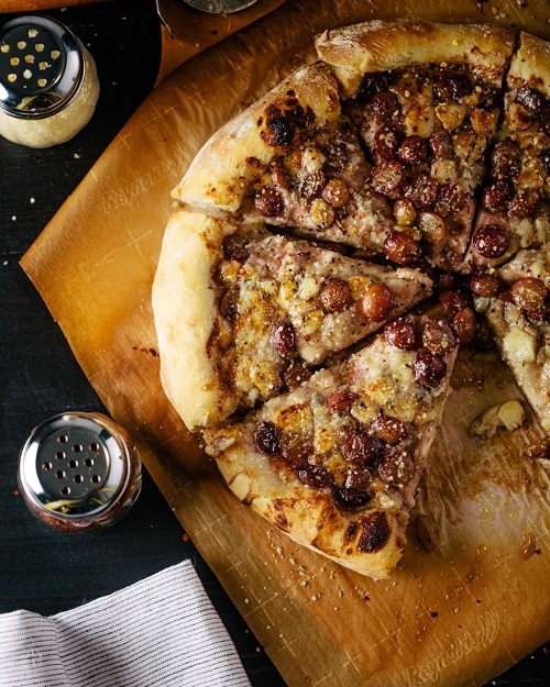 8-Pizza-Night-Favorites-3