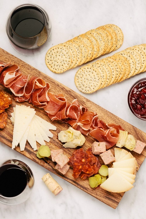 Thanksgiving-Apps-Drinks-7