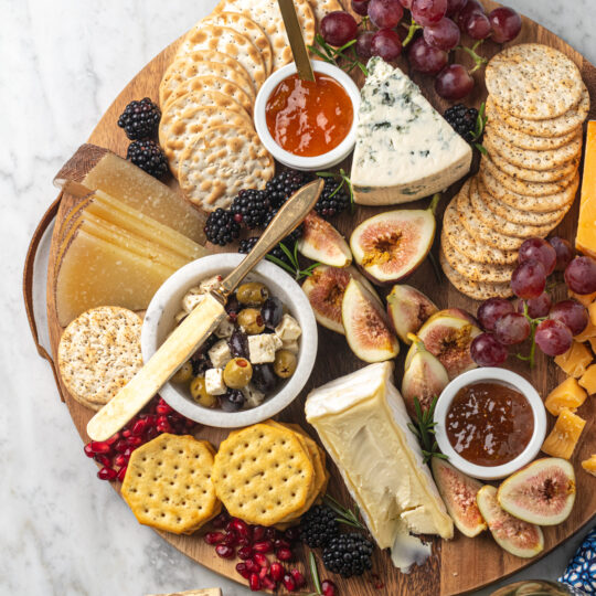 Cheeseboard with Late-Summer Fruits Recipe Gelson's