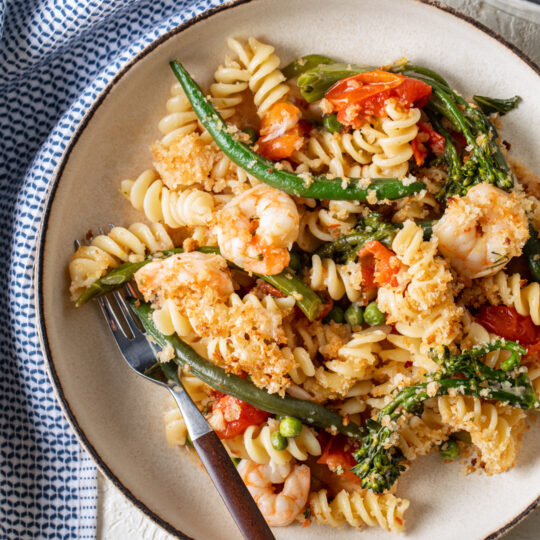 One-Pot Pasta Primavera With Shrimp Gelson's