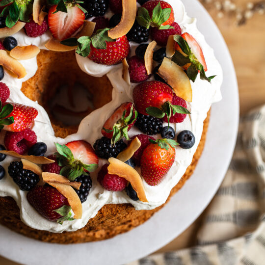 Angel Food Cake With Berries & Whipped Coconut Cream (Dairy-Free) Gelson's