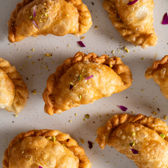 Gujiya Gelson's