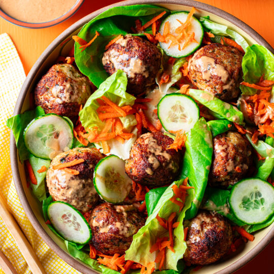 Thai Chicken Meatball Salad Gelson's