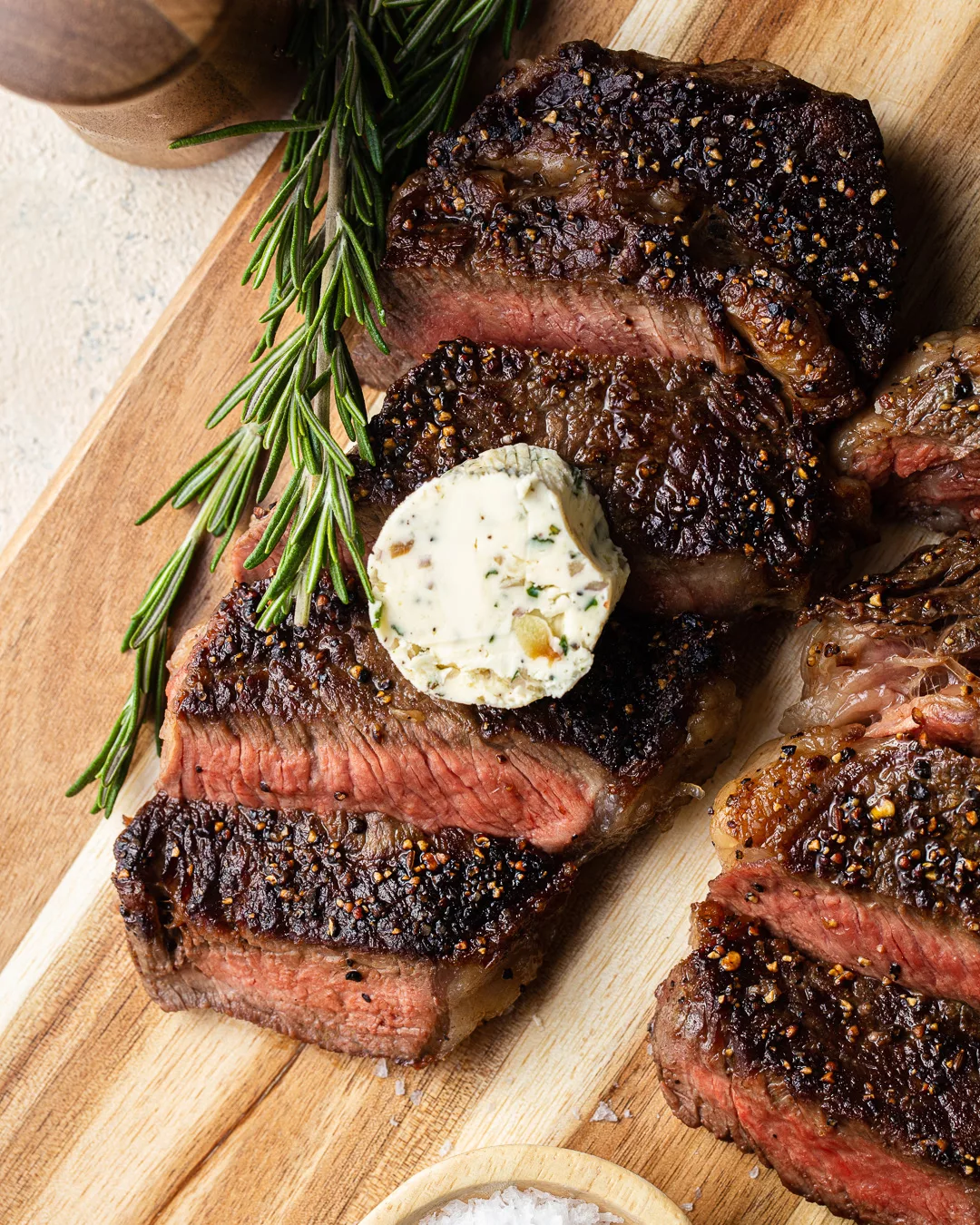 G0052 20220406 021 Grilled Ribeye Steak & Herb Butter
