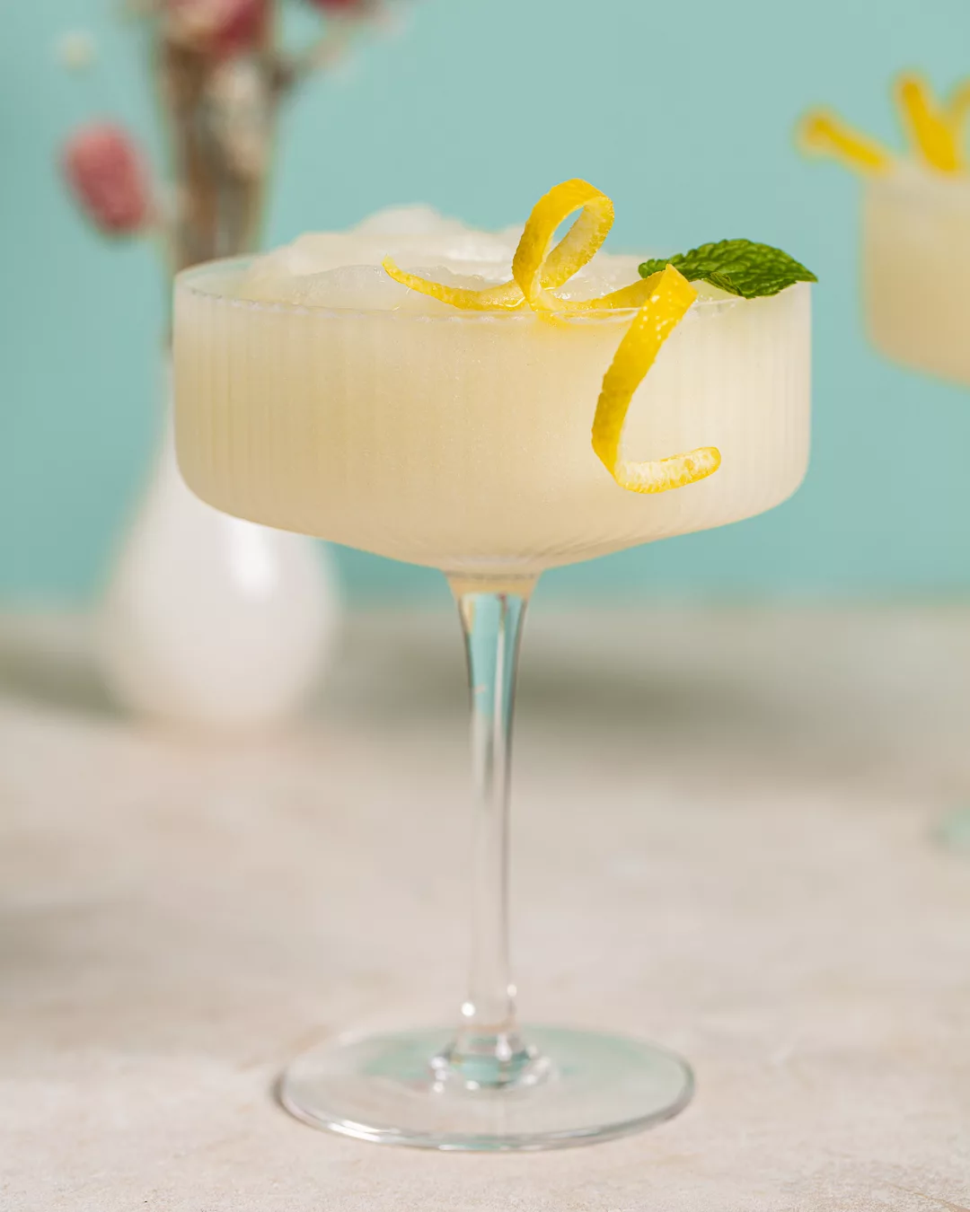 Frozen Bee’s Knees Cocktail