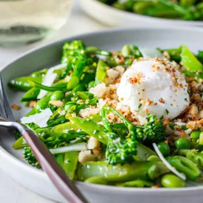 Spring Vegetable Salad With Poached Egg Spring Vegetable Salad With Poached Egg
