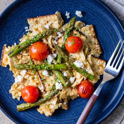 Asparagus Tomato Matzo Brei