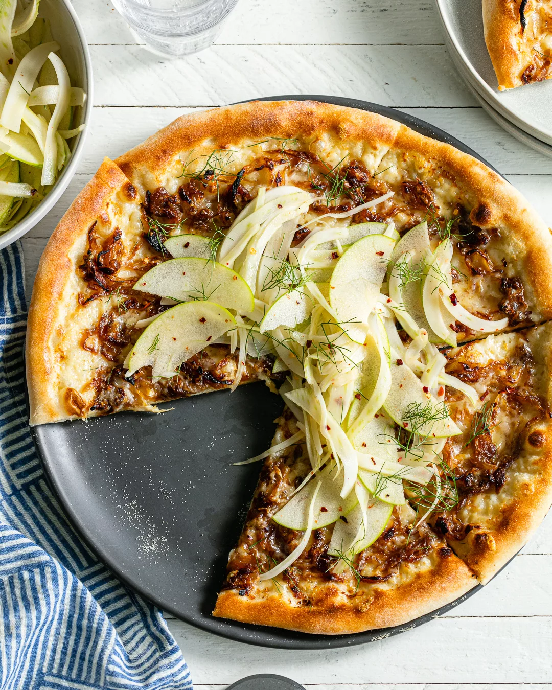 Caramelized Onion & Fennel Apple Slaw Pizza Caramelized Onion & Fennel Apple Slaw Pizza