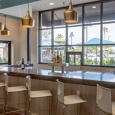 Newport Beach Wine Bar 400x400 Newport Beach Wine Bar 400x400