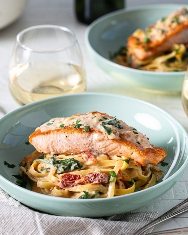 One-Pot Creamy Salmon Pasta