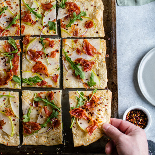 Pear, Prosciutto & Arugula Flatbread Gelson's