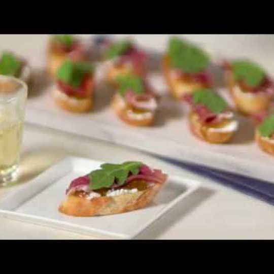 Goat Cheese, Fig and Prosciutto Crostini Gelson's